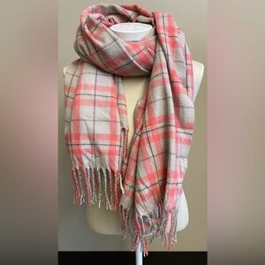 Accessorize salmon coloured acrylic check blanket scarf soft w fringe edges